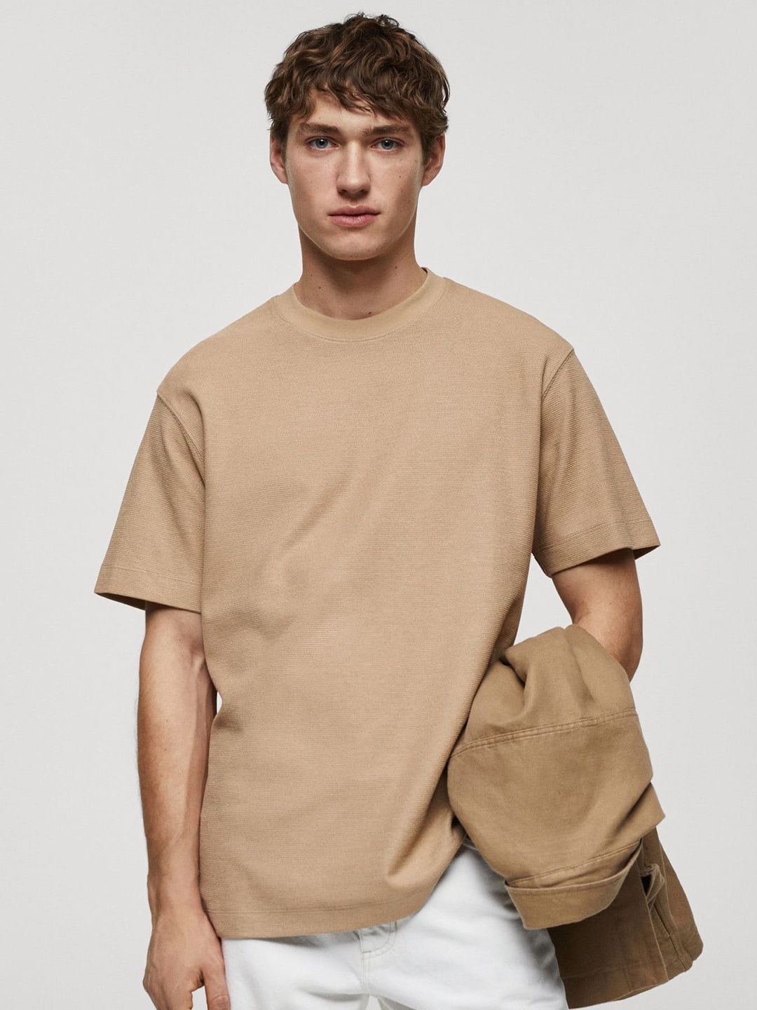 

MANGO MAN Relaxed Fit Drop-Shoulder Sleeves T-shirt, Beige