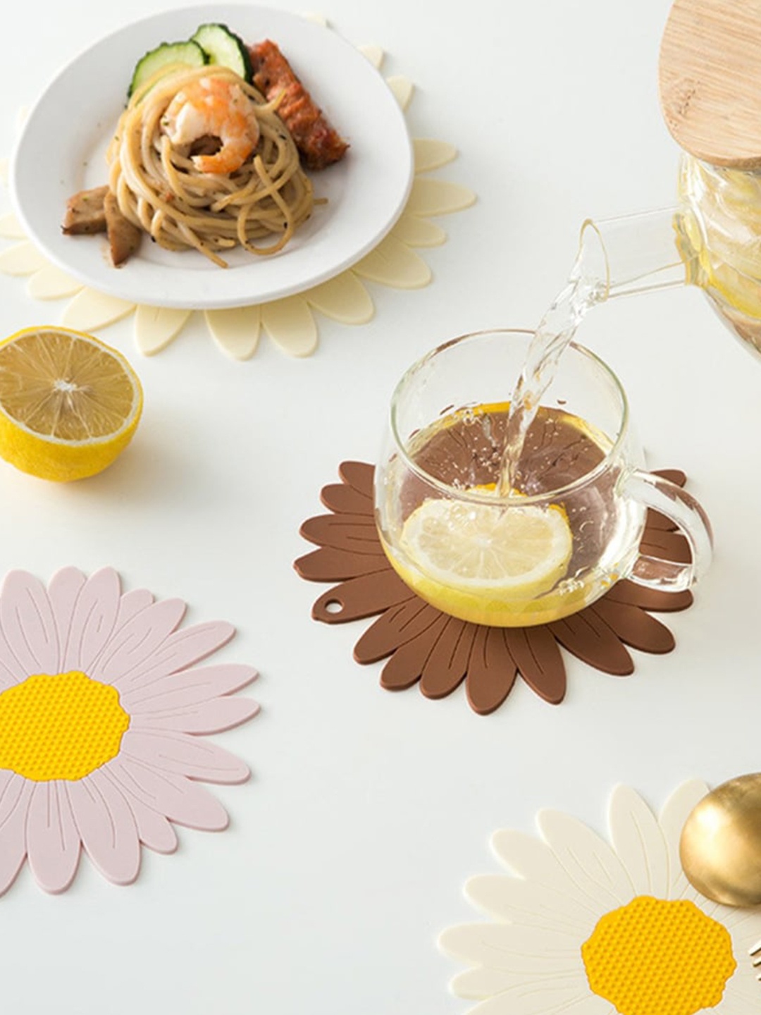 

P-Plus International Brown & Yellow 6 Pieces Sunflower Coasters
