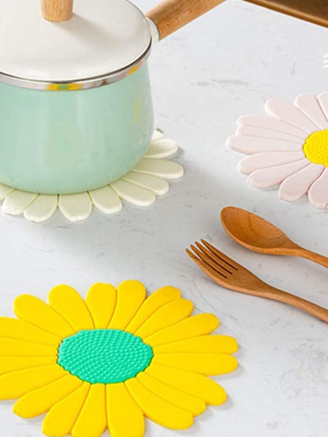 

P-Plus International Yellow & Blue 2 Pieces Sunflower Coasters