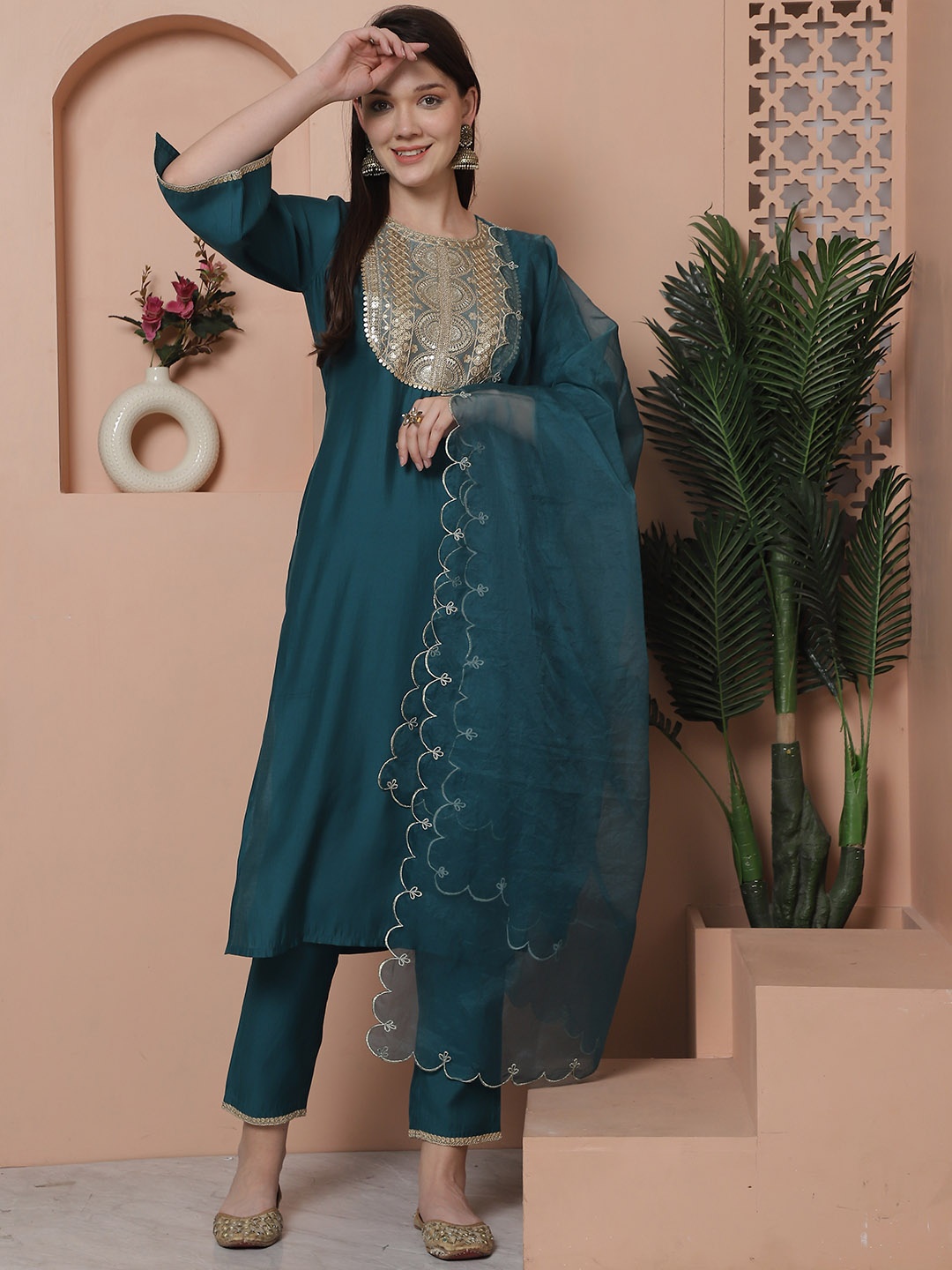 

Rajnandini Floral Embroidered Regular Sequinned Kurta with Trousers & Dupatta, Teal