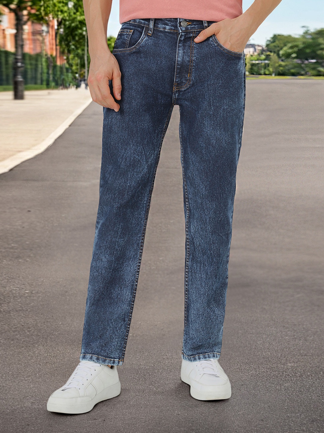 

Urbano Fashion Men Heavy Wash Clean Look Stretchable Jeans, Blue