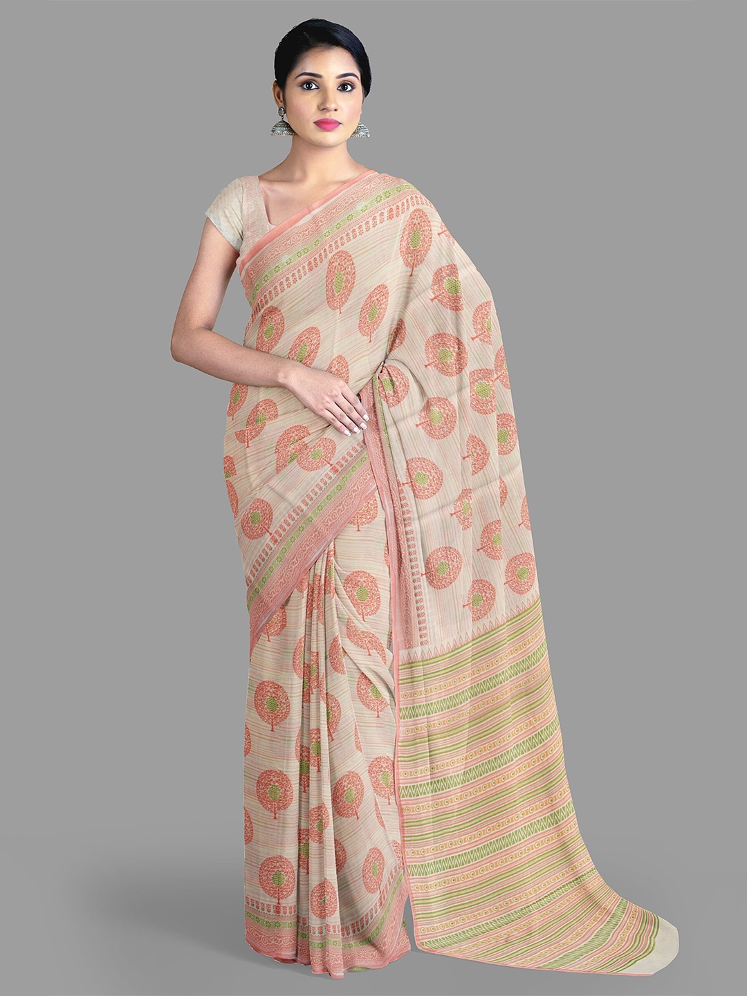 

The Chennai Silks Floral Chanderi Saree With Blouse Piece, Cream