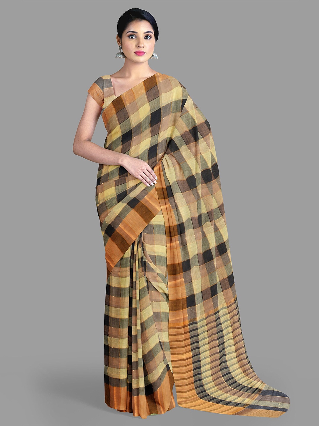 

The Chennai Silks Checked Zari Pure Cotton Narayan Peth Saree, Beige
