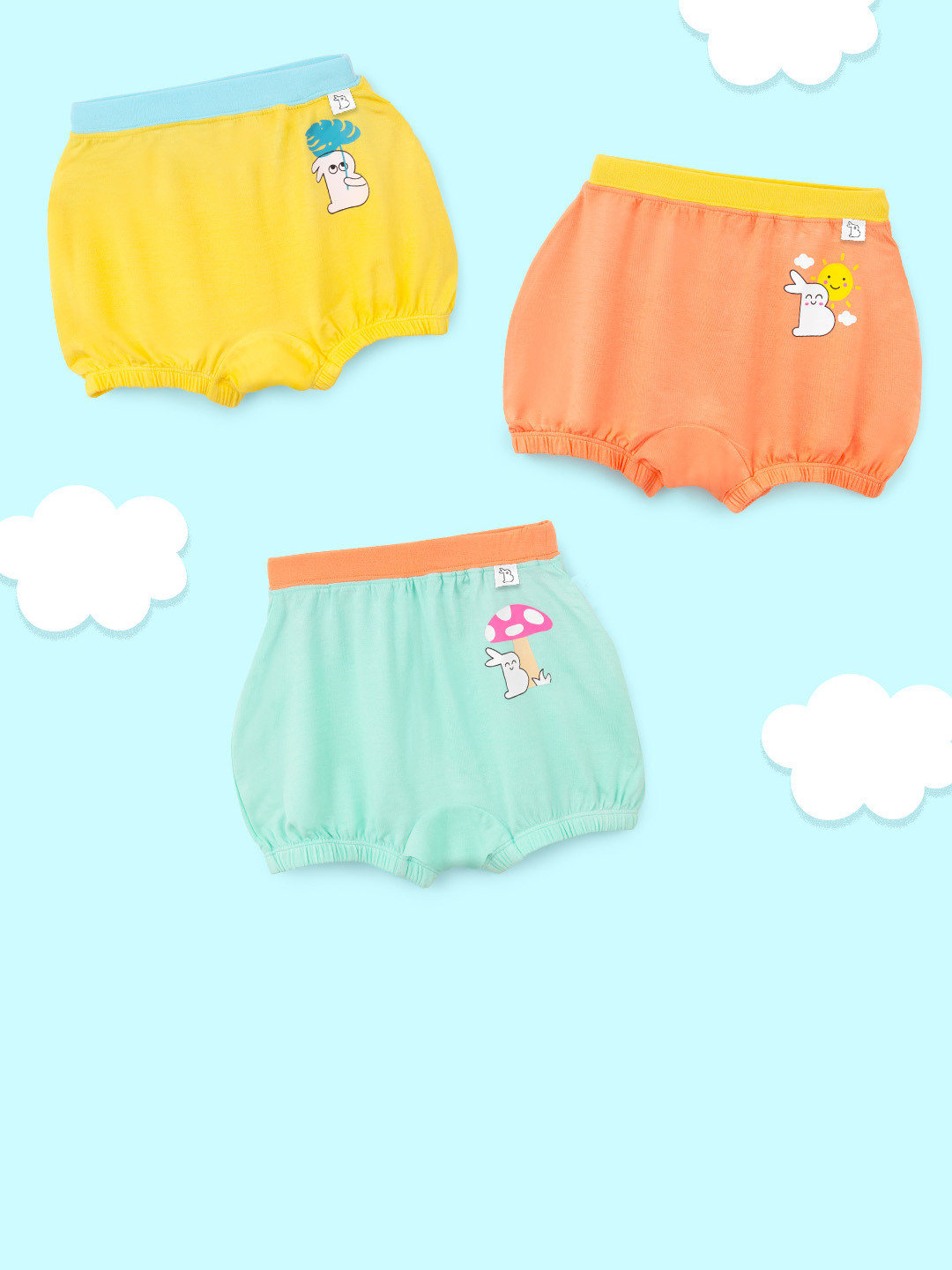 

SuperBottoms Girl Supersoft Premium Antimicrobial Mid-Rise Bamboo Bloomers, Yellow