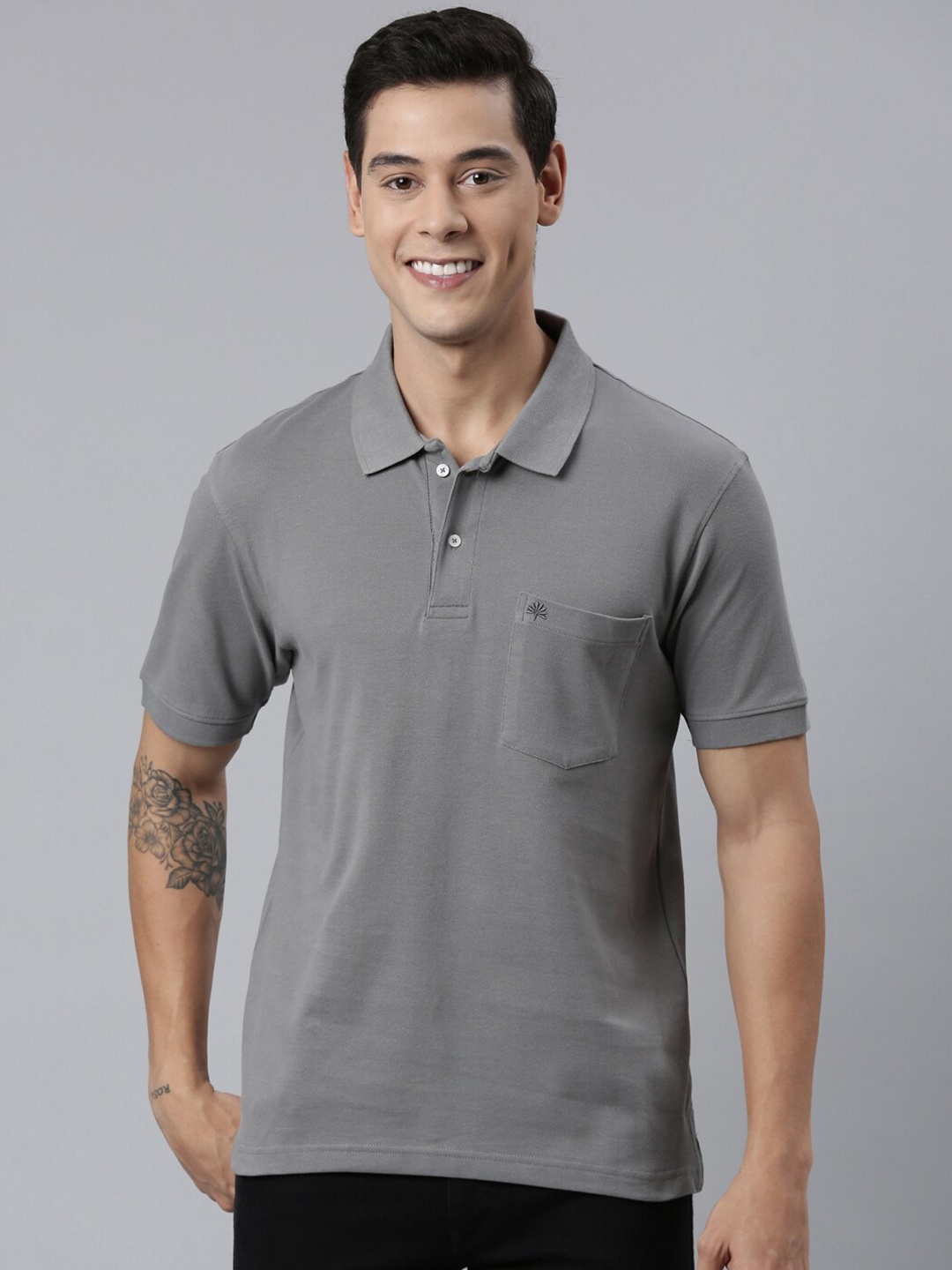 

Chennis Grey Polo Collar Pure Cotton Pockets Slim Fit T-shirt