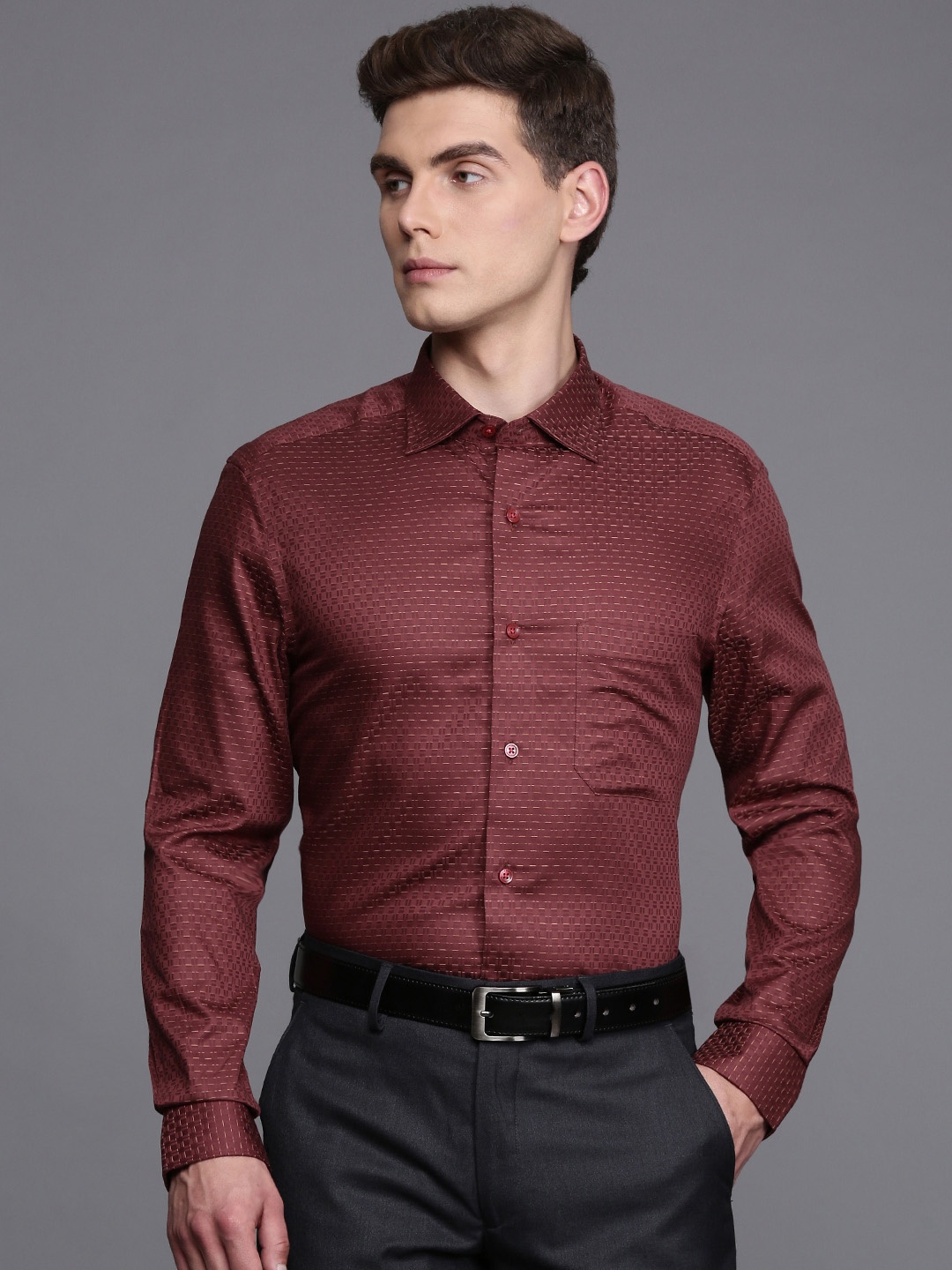 

Louis Philippe Classic Fit Striped Pure Cotton Formal Shirt, Maroon