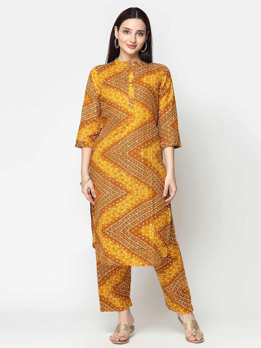 

ISHQY Bandhani Printed Mandarin Collar Regular Straight Kurta with Trousers, Yellow