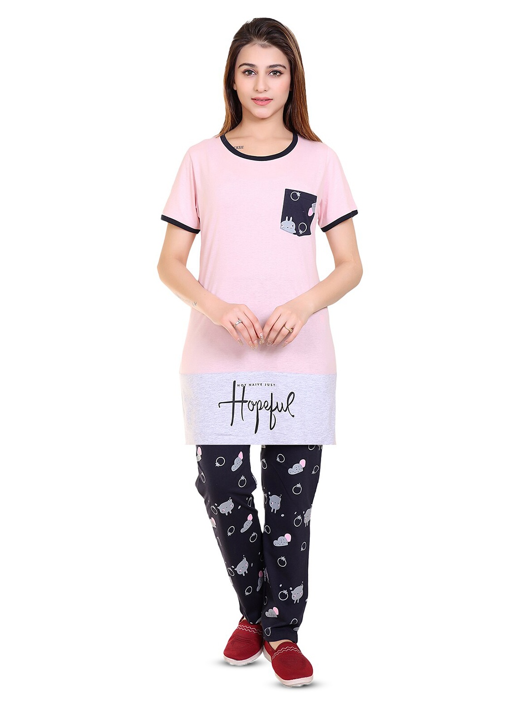 

MAZMUN Graphic Printed Longline T-shirt With Pyjamas, Pink