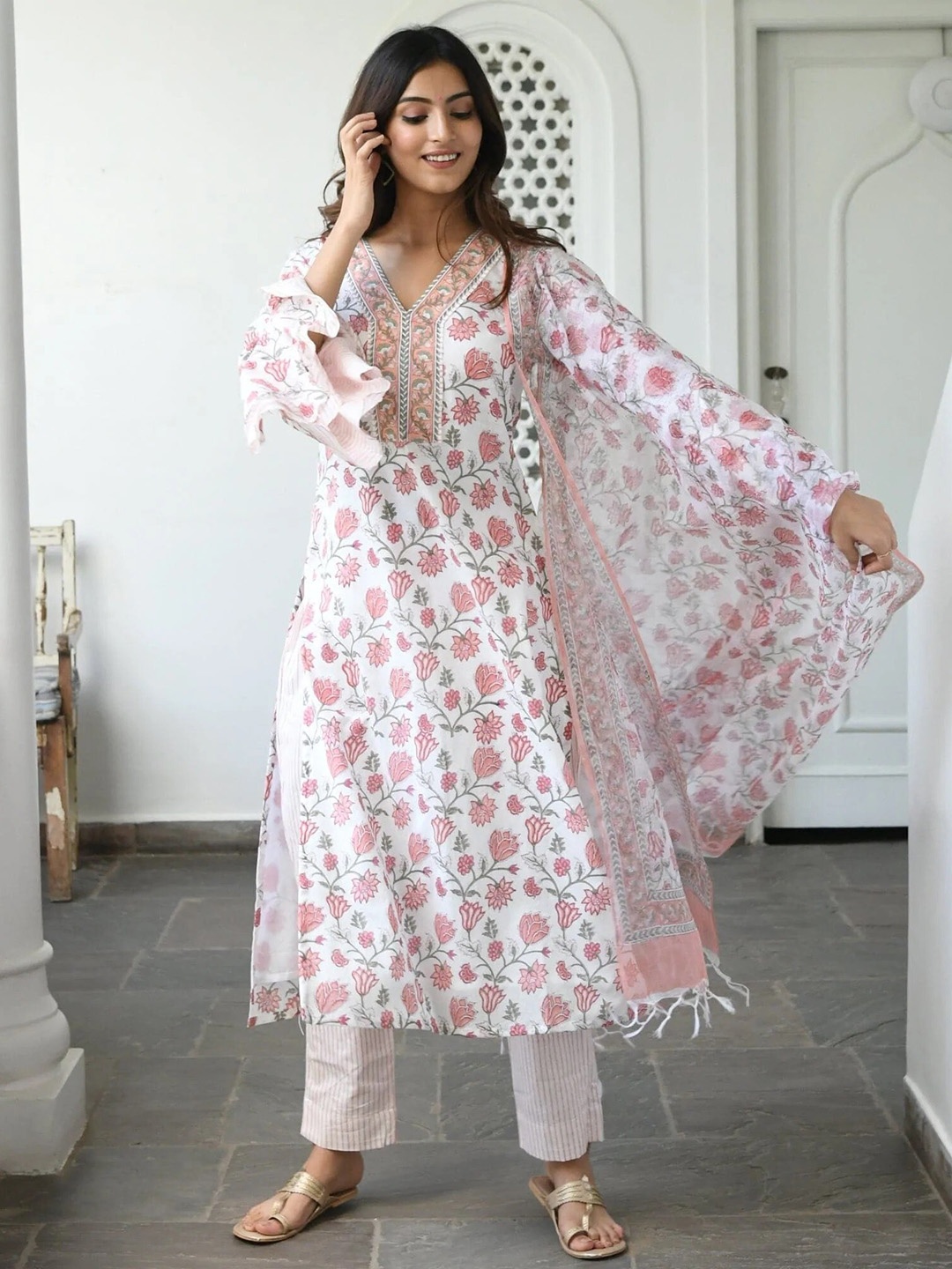 

KALINI Floral Printed Regular V Neck Kurta With Trouser & Dupatta, Pink
