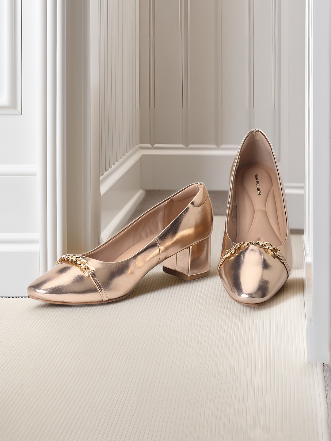 

Van Heusen Solid PU Party Block Pumps with Embellished Detail, Rose gold