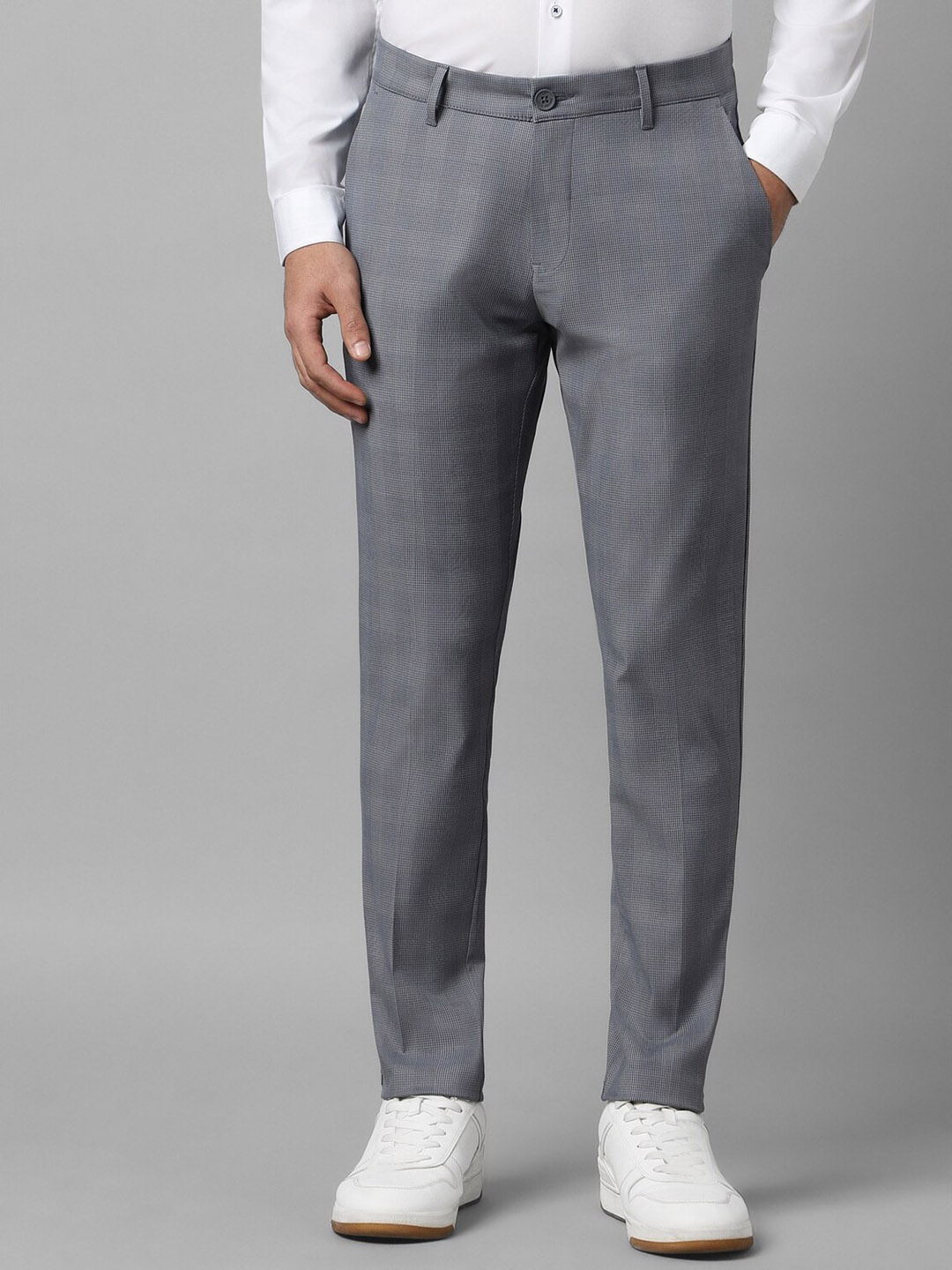 

Louis Philippe Ath.Work Men Printed Tapered Fit Low-Rise Trousers, Grey