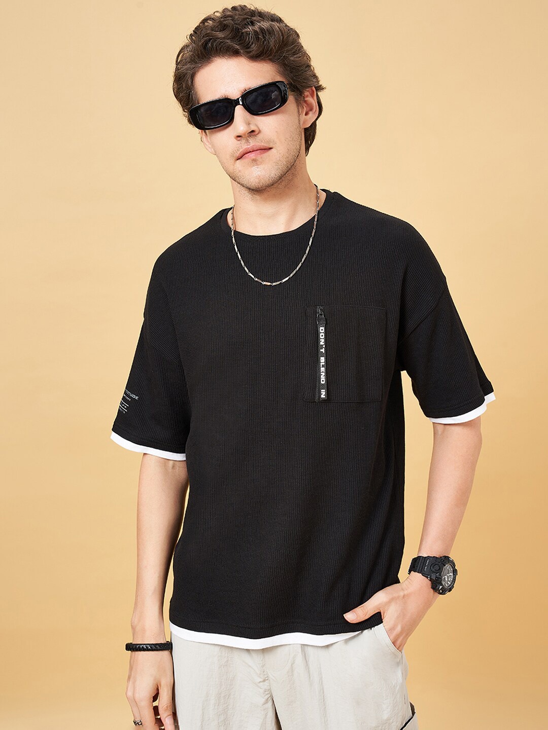

Street 808 by Pantaloons Self Design Drop-Shoulder Sleeves Cotton Oversized T-shirt, Black
