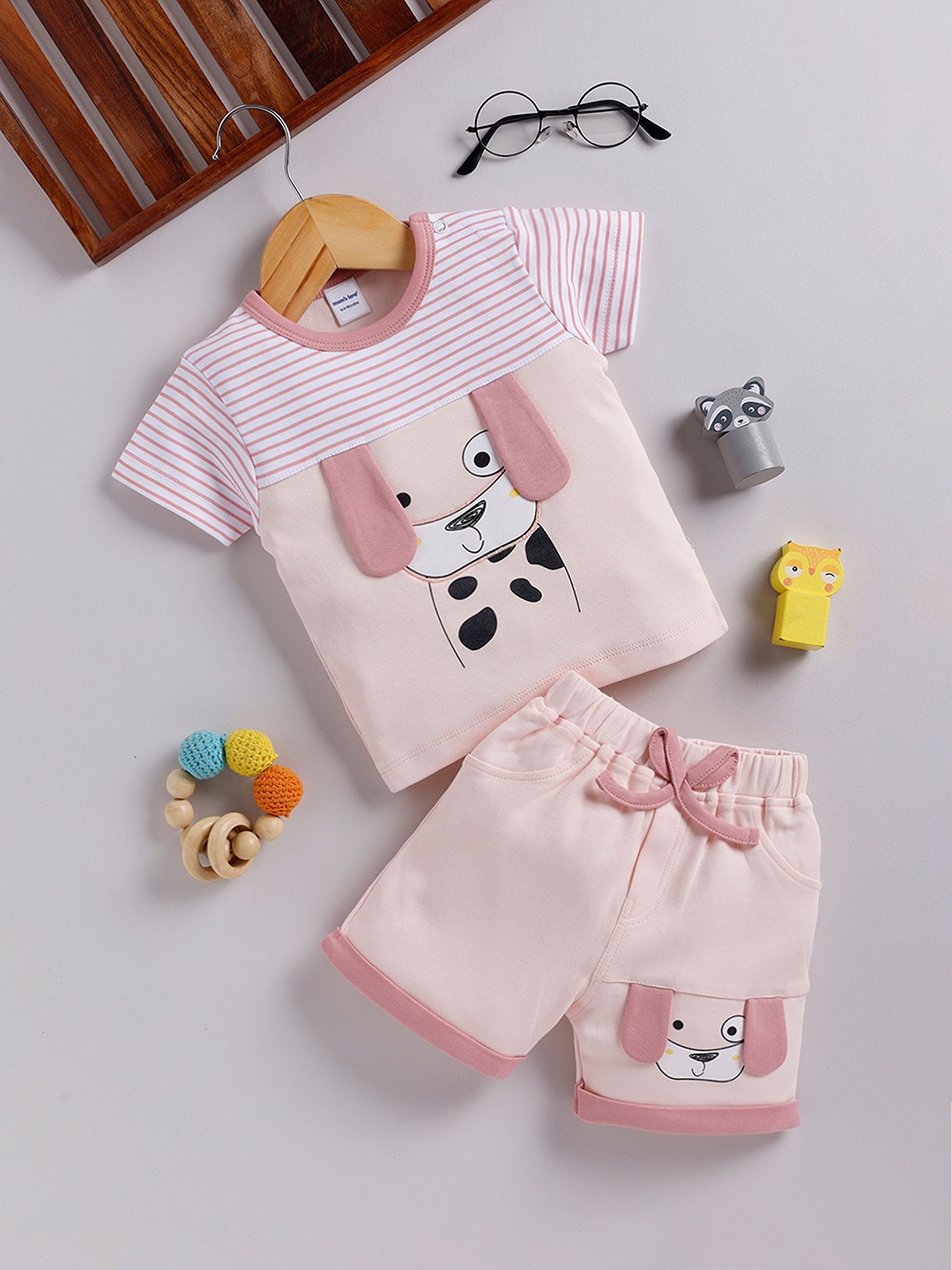 

Moms Love Infant Boys Cotton Printed T-shirt with Shorts, Peach