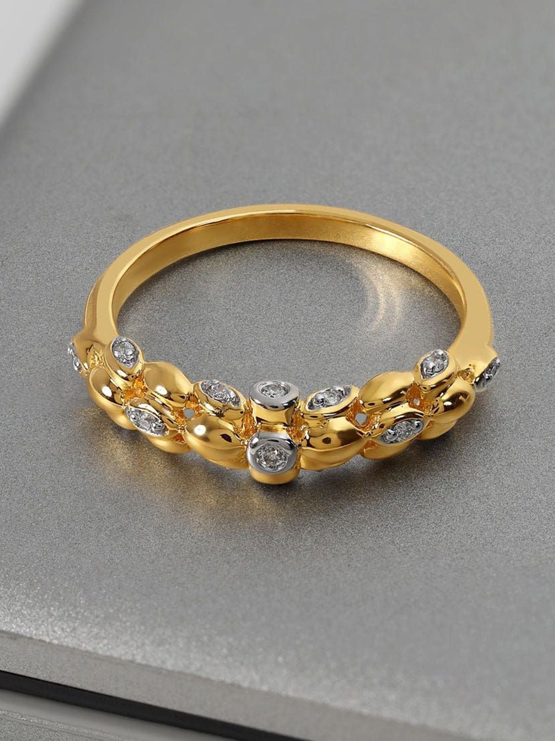 

CANDERE A KALYAN JEWELLERS COMPANY BIS Hallmark 18KT (750) Gold Diamond Ring-3.11gm