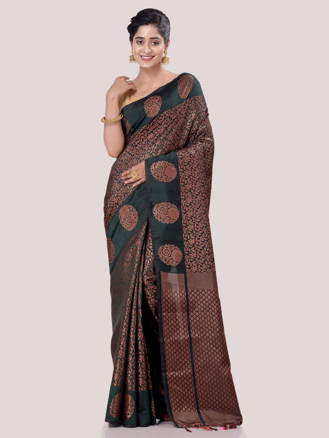 

BANARASI PATOLA Woven Design Silk Blend Patola Saree, Green
