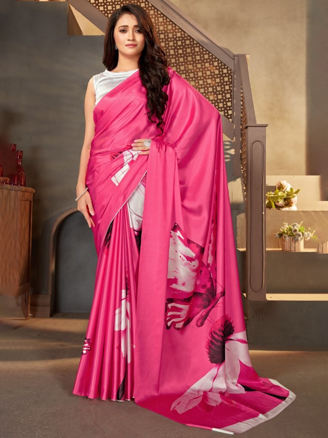 

MySilkLove Floral Satin Saree, Pink
