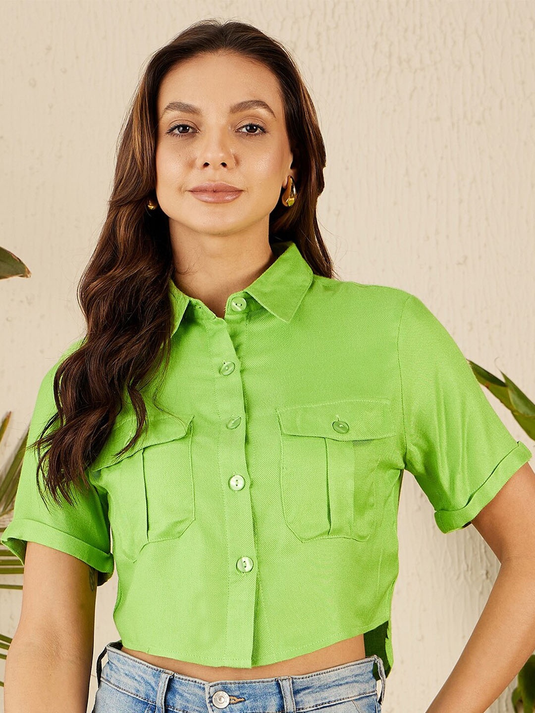 

RARE Spread Collar Short Sleeves Crop Casual Shirt, Green