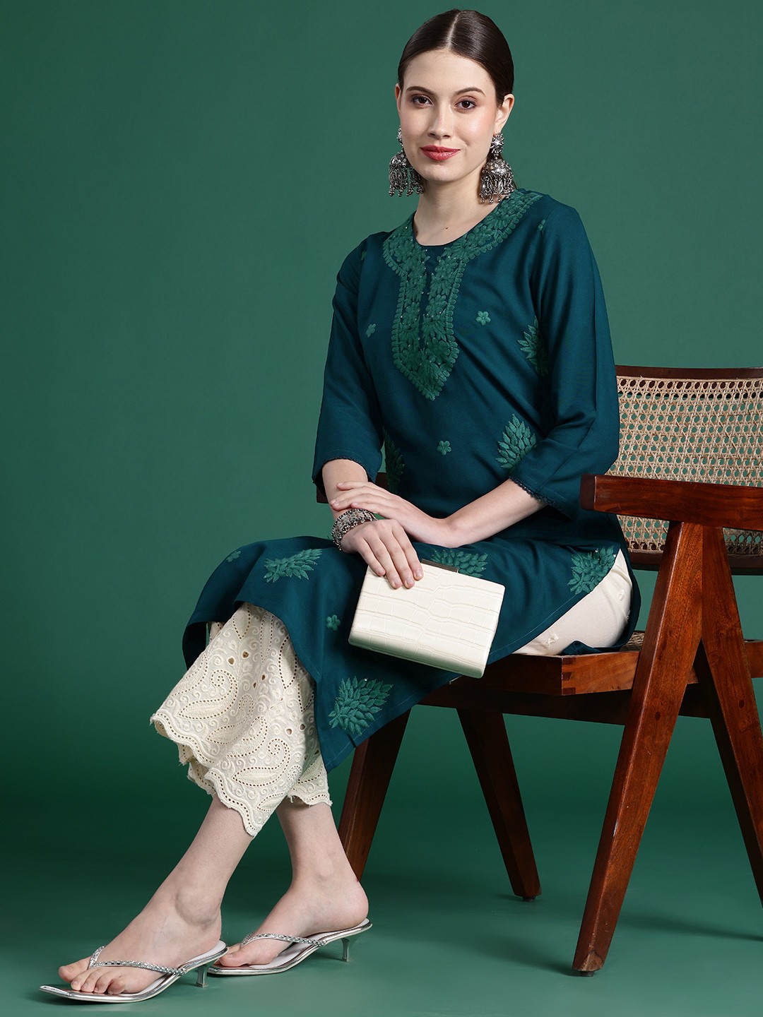 

Indo Era Floral Embroidered Sequinned Kurta, Teal