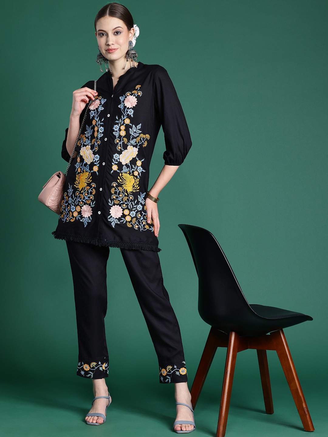 

Indo Era Embroidered Tunic With Trousers, Black