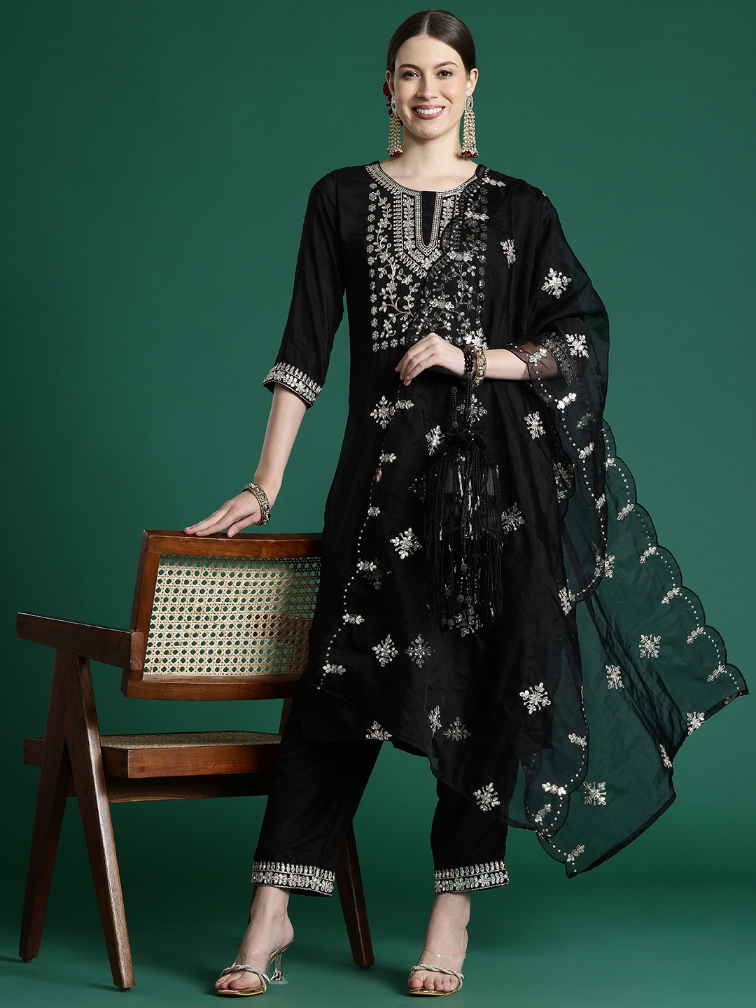 

Indo Era Ethnic Motifs Embroidered Gotta Patti Kurta With Trousers & Dupatta, Black