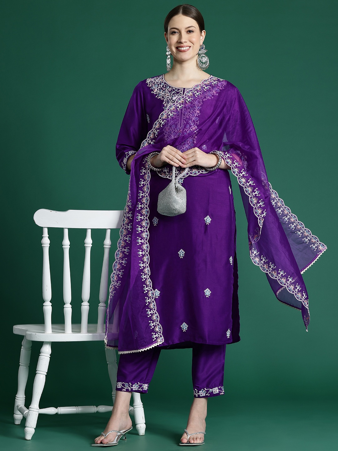 

Indo Era Floral Embroidered Thread Work Kurta With Trousers & Dupatta, Violet