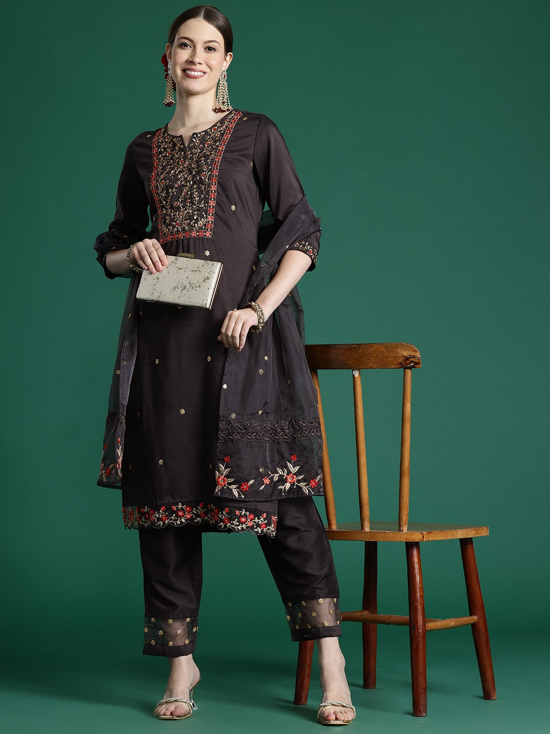 

Indo Era Floral Embroidered Kurta With Trousers & Dupatta, Charcoal
