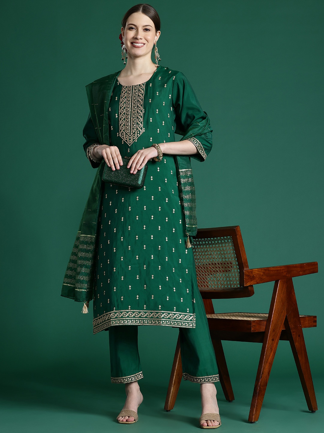 

Indo Era Embroidered Sequinned Chanderi Silk Kurta With Trousers & Dupatta, Green