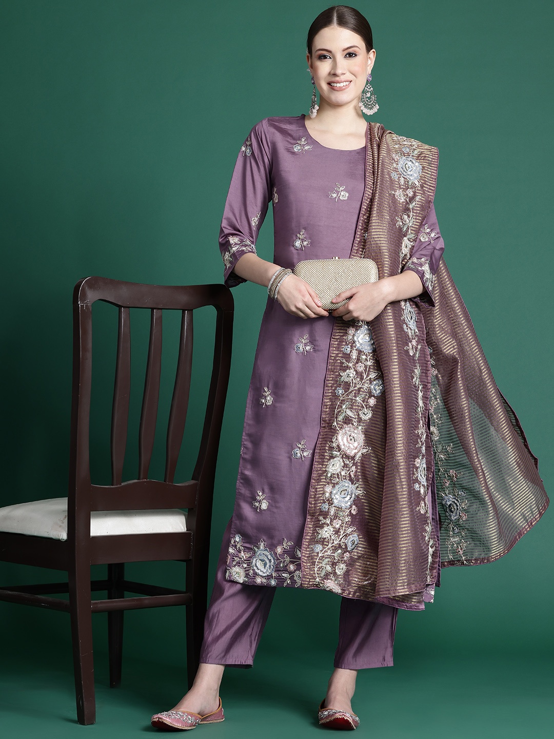 

Indo Era Floral Embroidered Sequinned Kurta With Trousers & Dupatta, Lavender