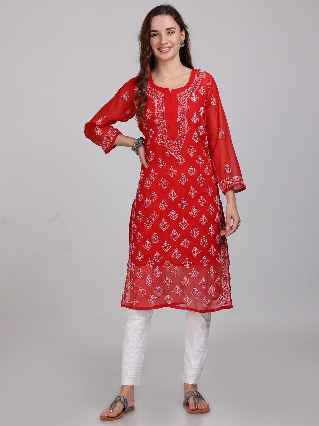 

KHAKA Ethnic Motifs Embroidered Notch Neck Thread Work Straight Kurta, Red