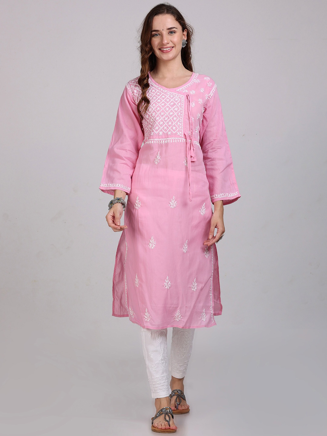 

KHAKA Ethnic Motifs Embroidered Chikankari Angrakha Straight Kurta, Pink