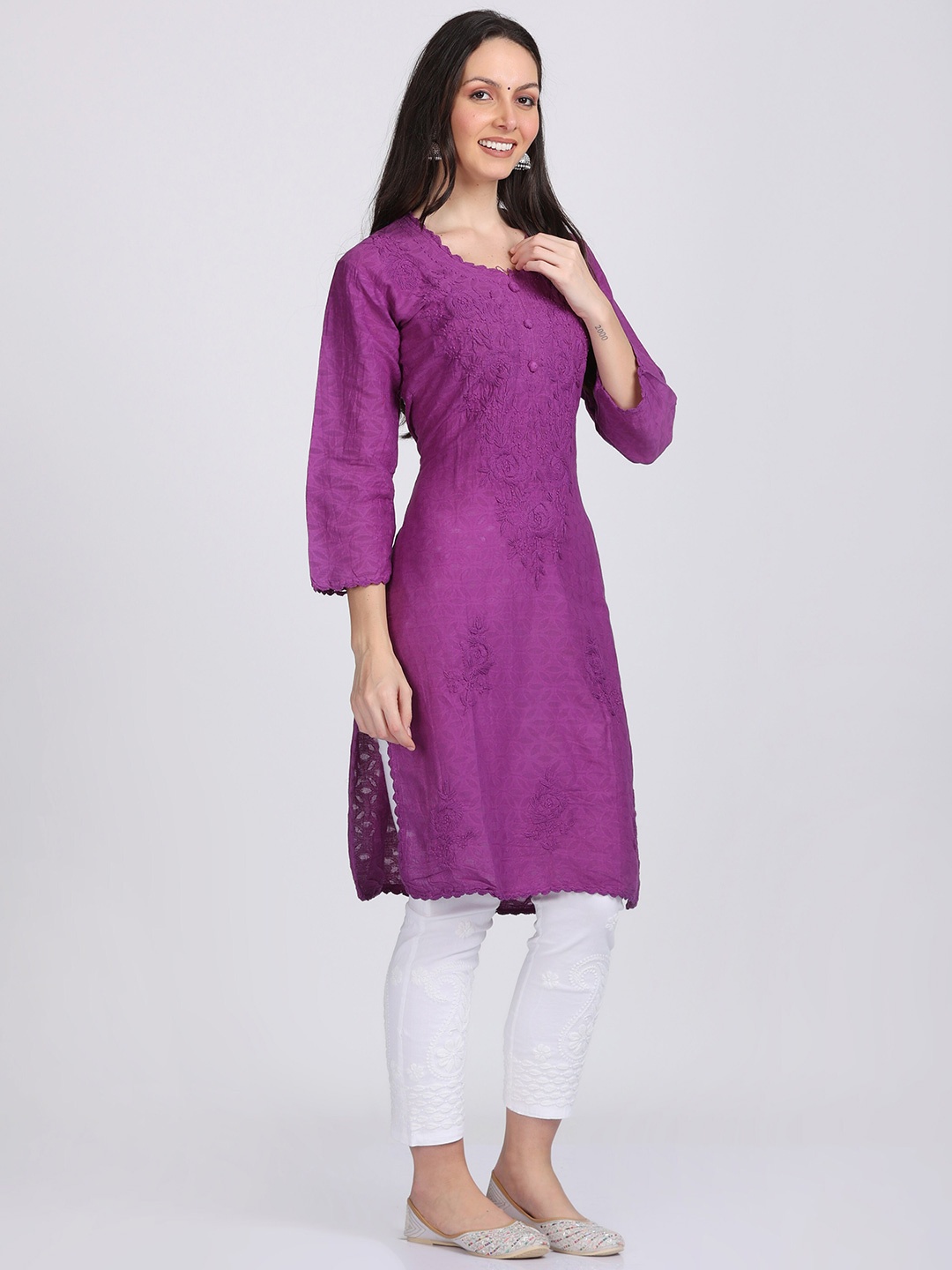 

KHAKA Embroidered Thread Work Pure Cotton Straight Chikankari Kurta, Purple