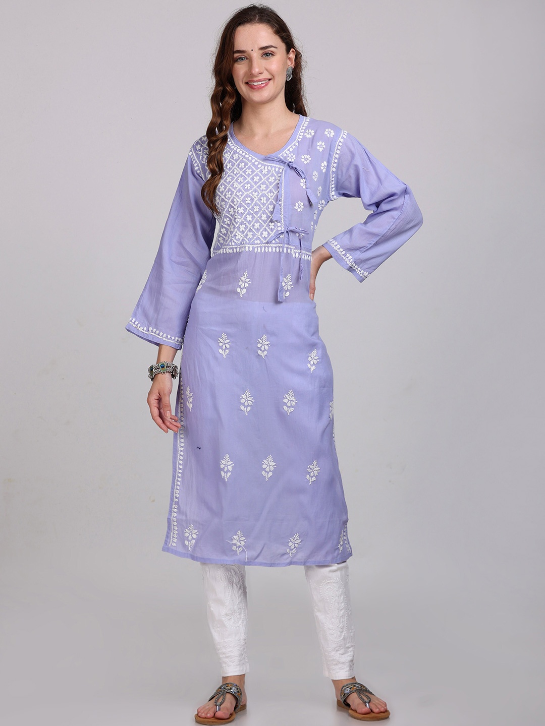 

KHAKA Floral Embroidered Pure Cotton Angrakha Straight Kurta, Lavender