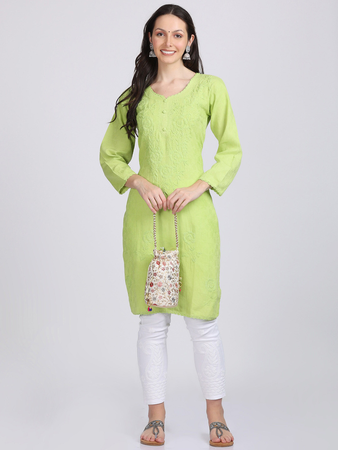 

KHAKA Round Neck Long Sleeves Chikankari Embroidered Cotton Straight Kurta With Legging, Green