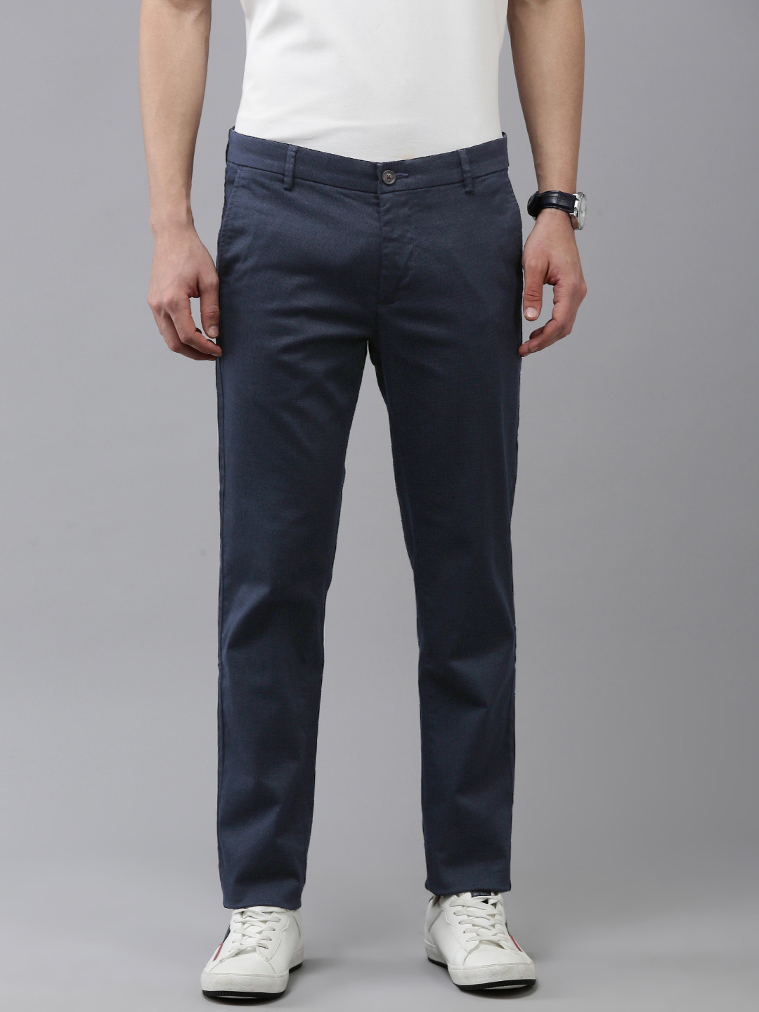 

Arrow Men Textured Original Slim Fit Trousers, Navy blue