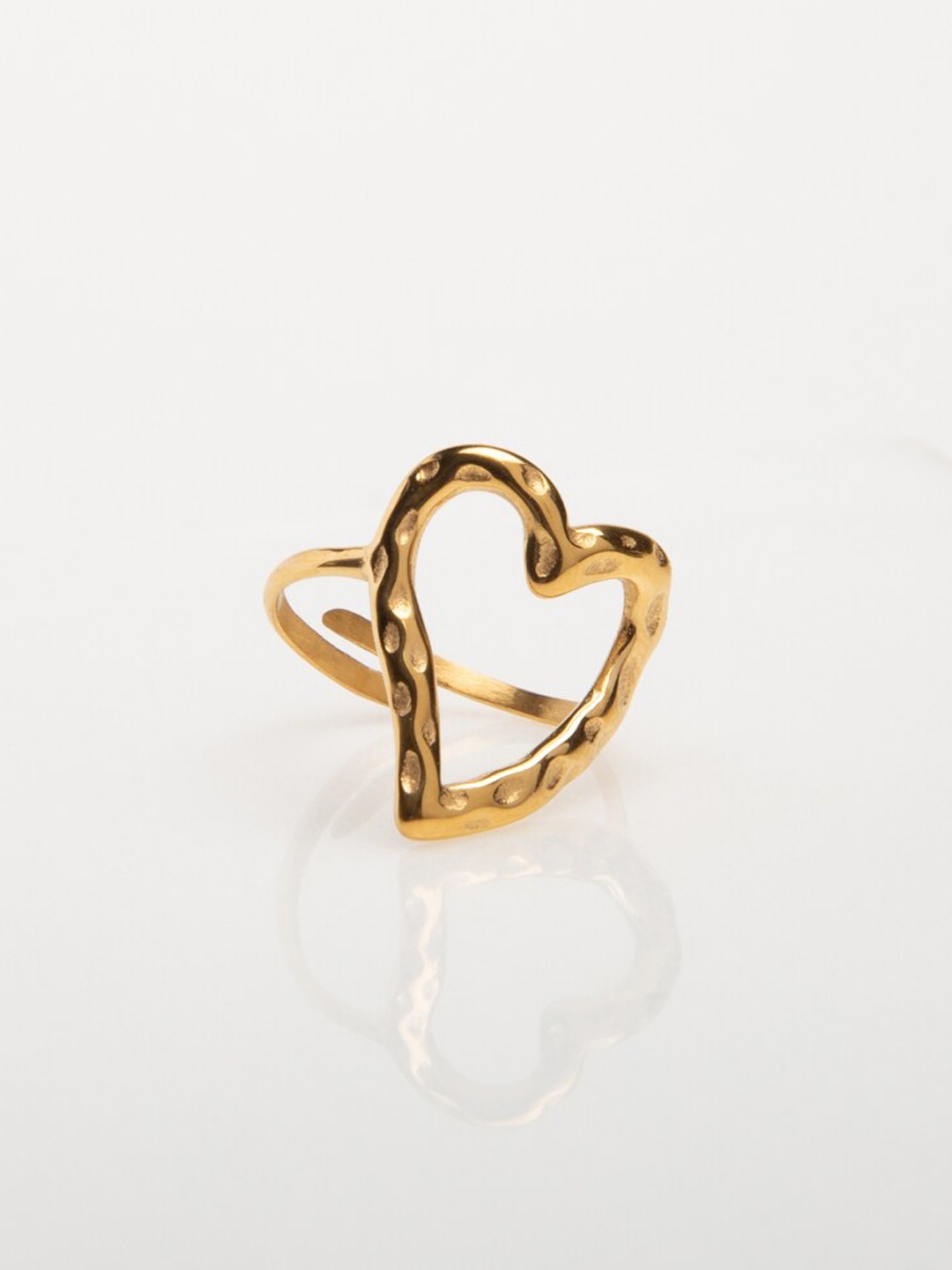 

WHITE LIES Gold-Plated Stainless Steel Heart Ring