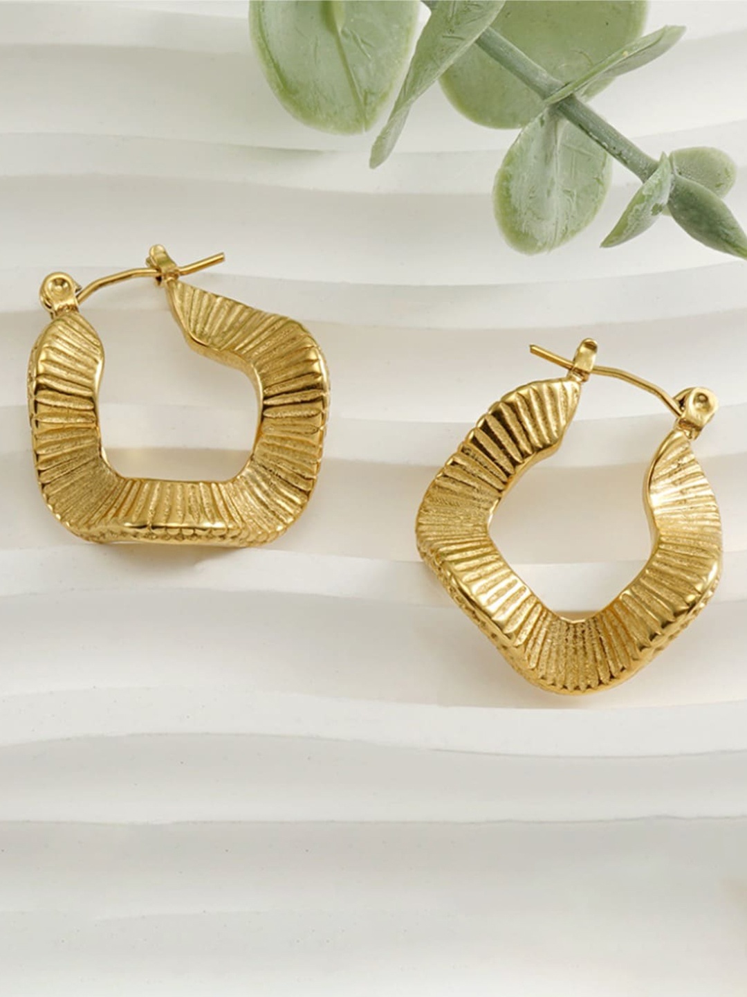 

WHITE LIES Gold-Plated Hoop Earrings