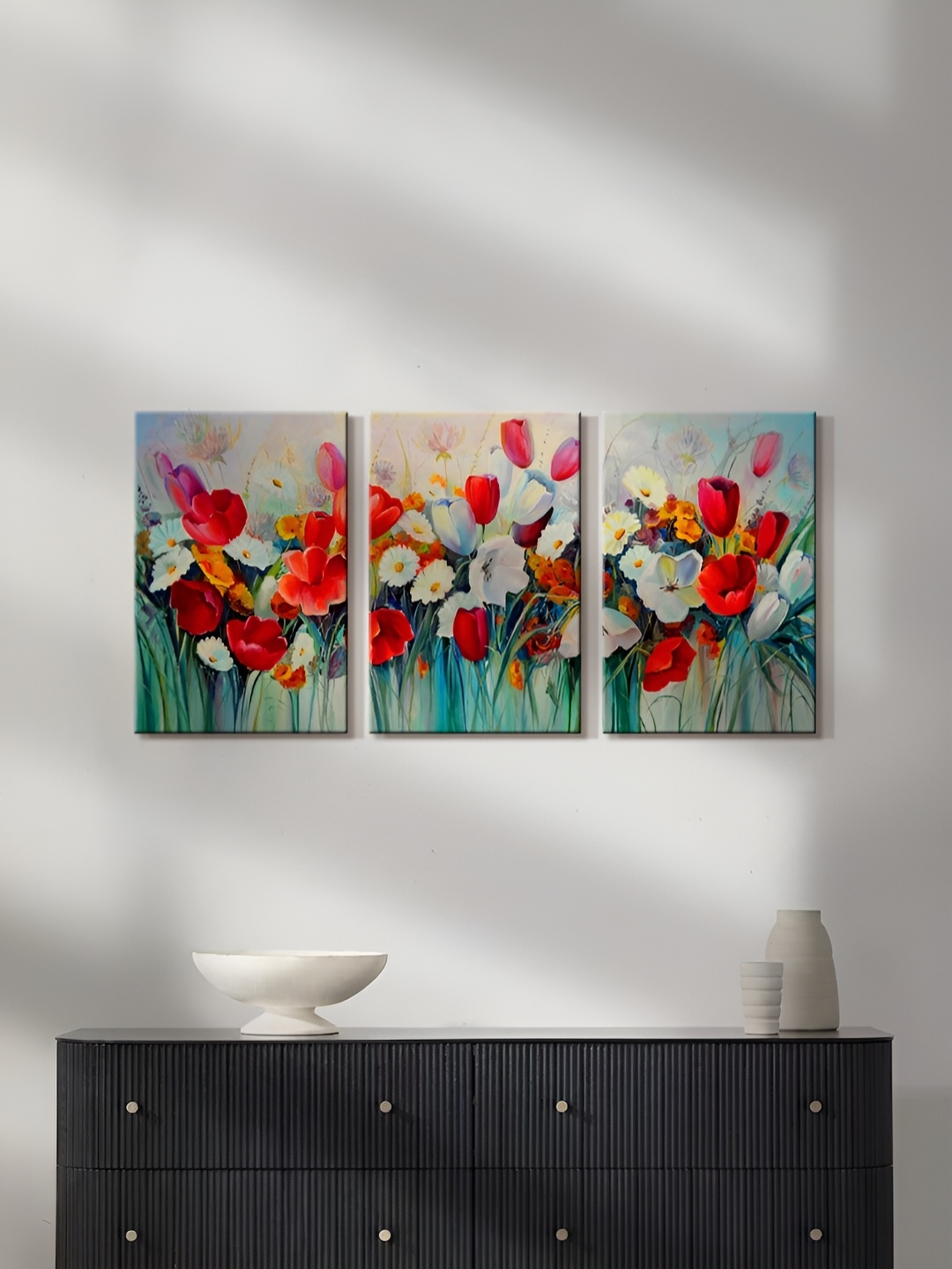 

999Store Green & Red 3 Piece Canvas Floral and Botanical Paintings Wall Art