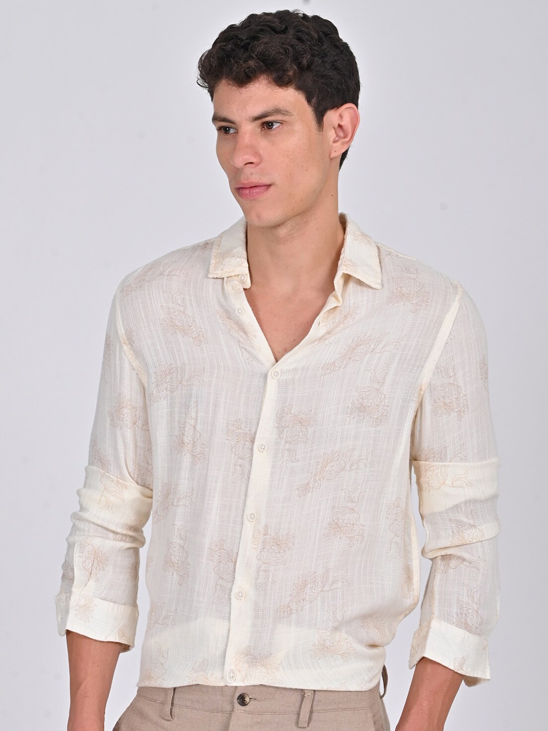 

POE Spread Collar Long Sleeves Smart Slim Fit Casual Shirt, Off white