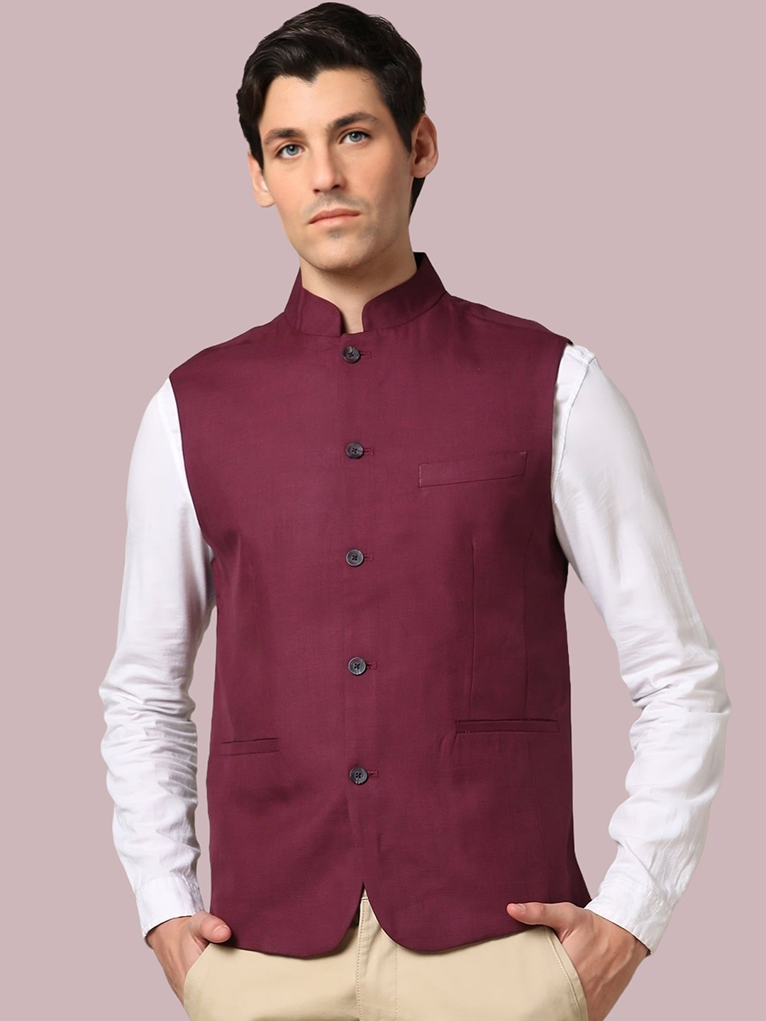 

BAESD Madeiran Collar Sleeveless Waistcoat, Maroon