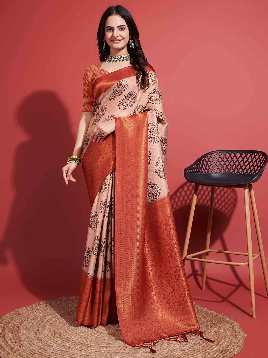 

KIMISHA Ethnic Motifs Zari Silk Blend Saree With Blouse Piece, Red