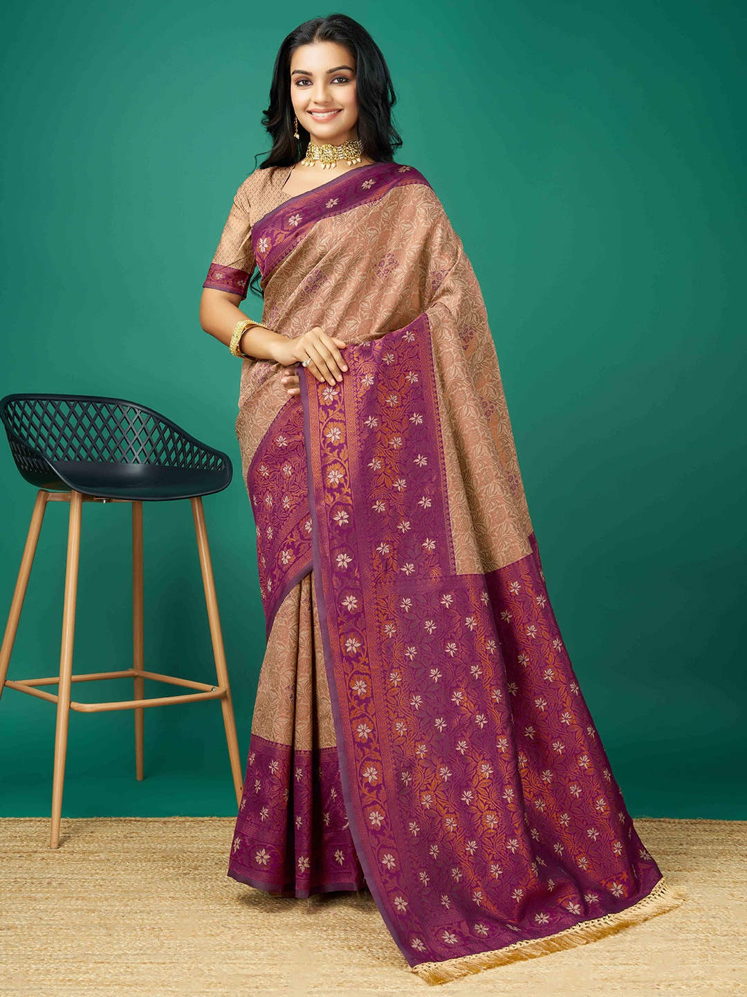 

KIMISHA Woven Design Zari Silk Blend Saree With Blouse Piece, Beige