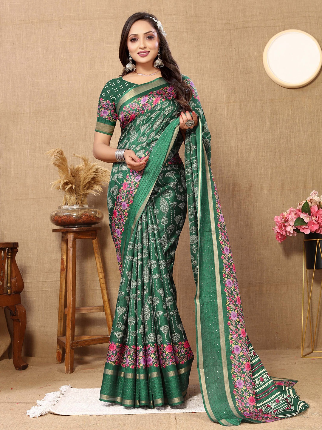 

KIMISHA Woven Design Zari Floral Saree With Blouse Piece, Green