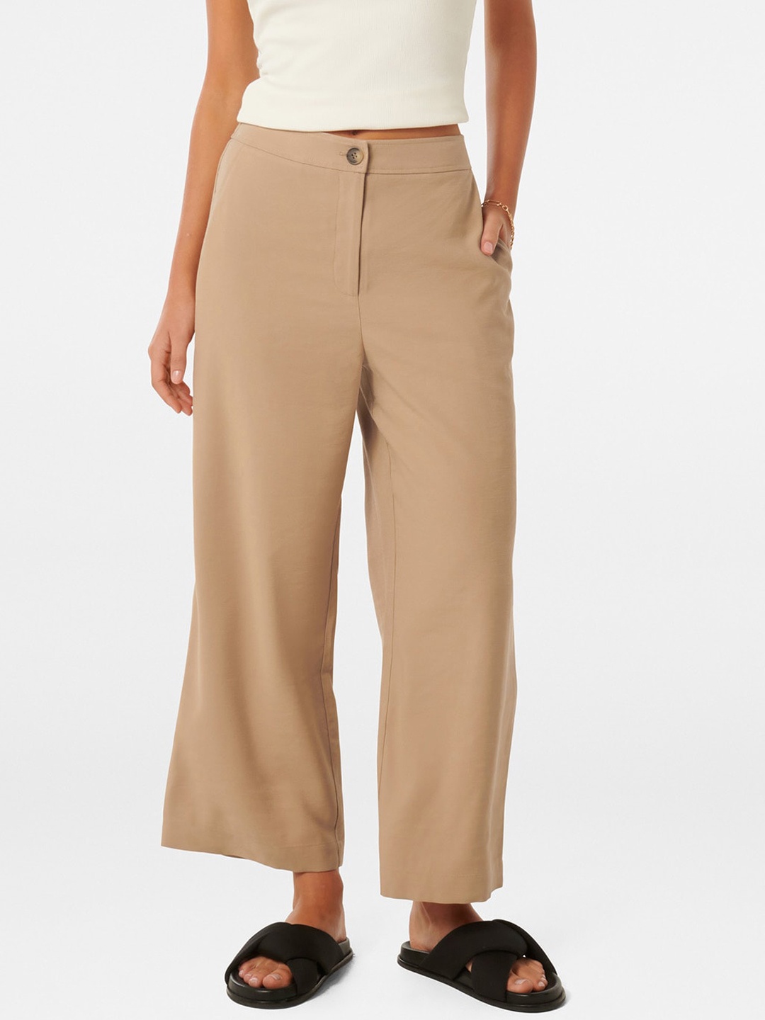 

Forever New Women Relaxed Trousers, Beige