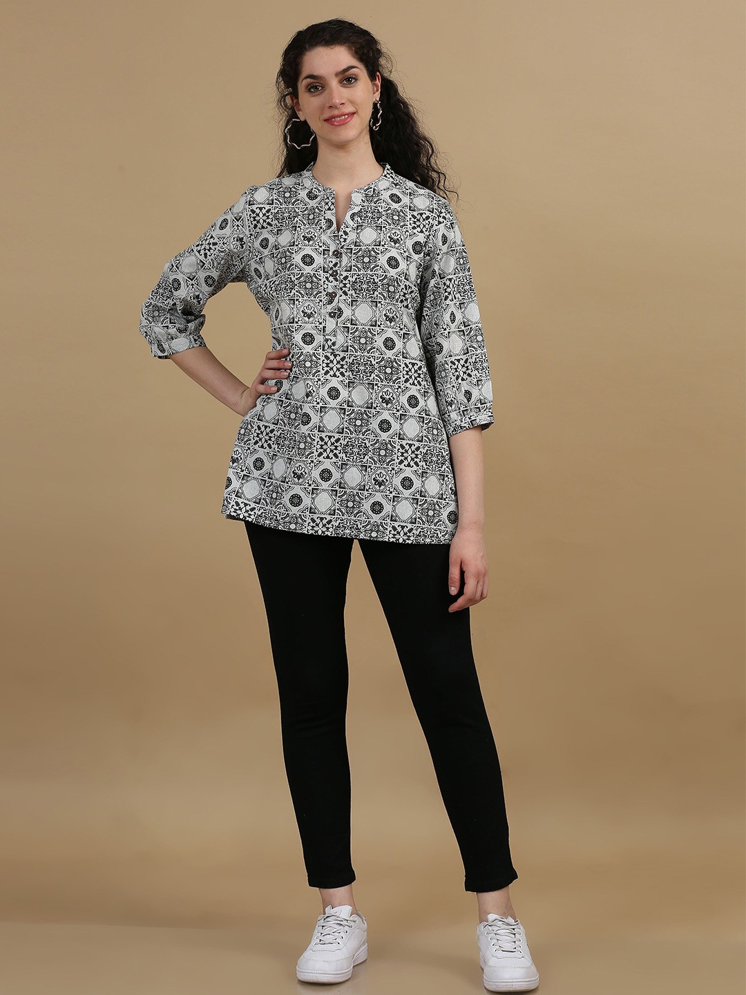 

Marcia Ethnic Motifs Printed Mandarin Collar Pure Cotton Straight Kurti, Grey