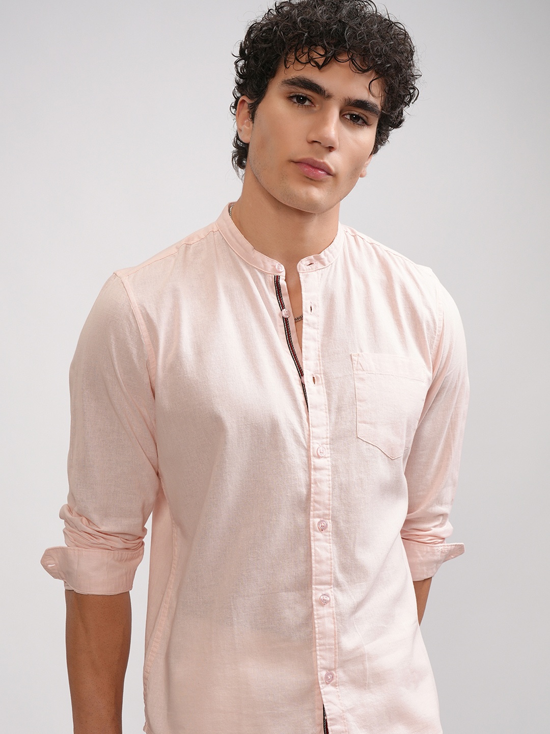 

HIGHLANDER Men Pink Slim Fit Solid Casual Shirt