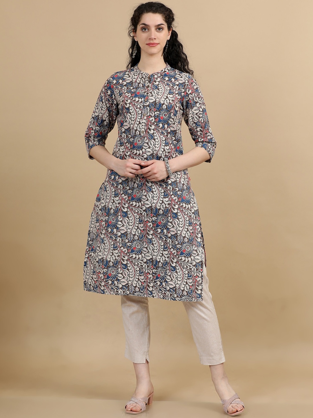

Marcia Floral Printed Mandarin Collar Cotton Thread Work Kurta, Blue