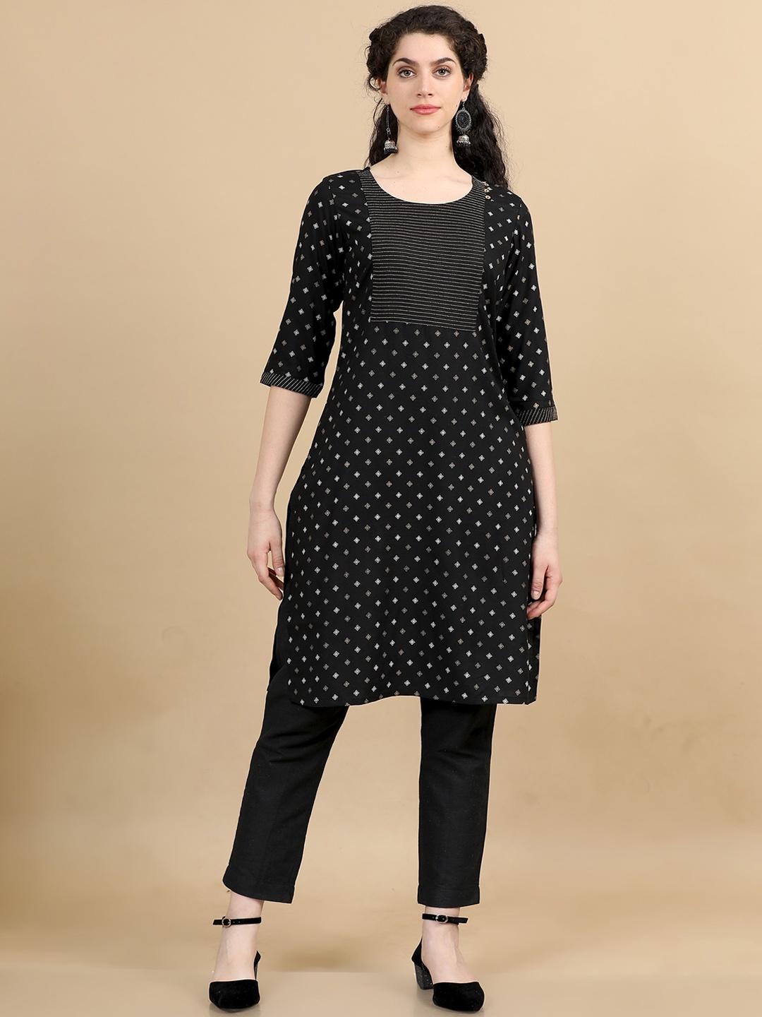 

Marcia Ethnic Motifs Yoke Design Round Neck Zari Straight Kurta, Black