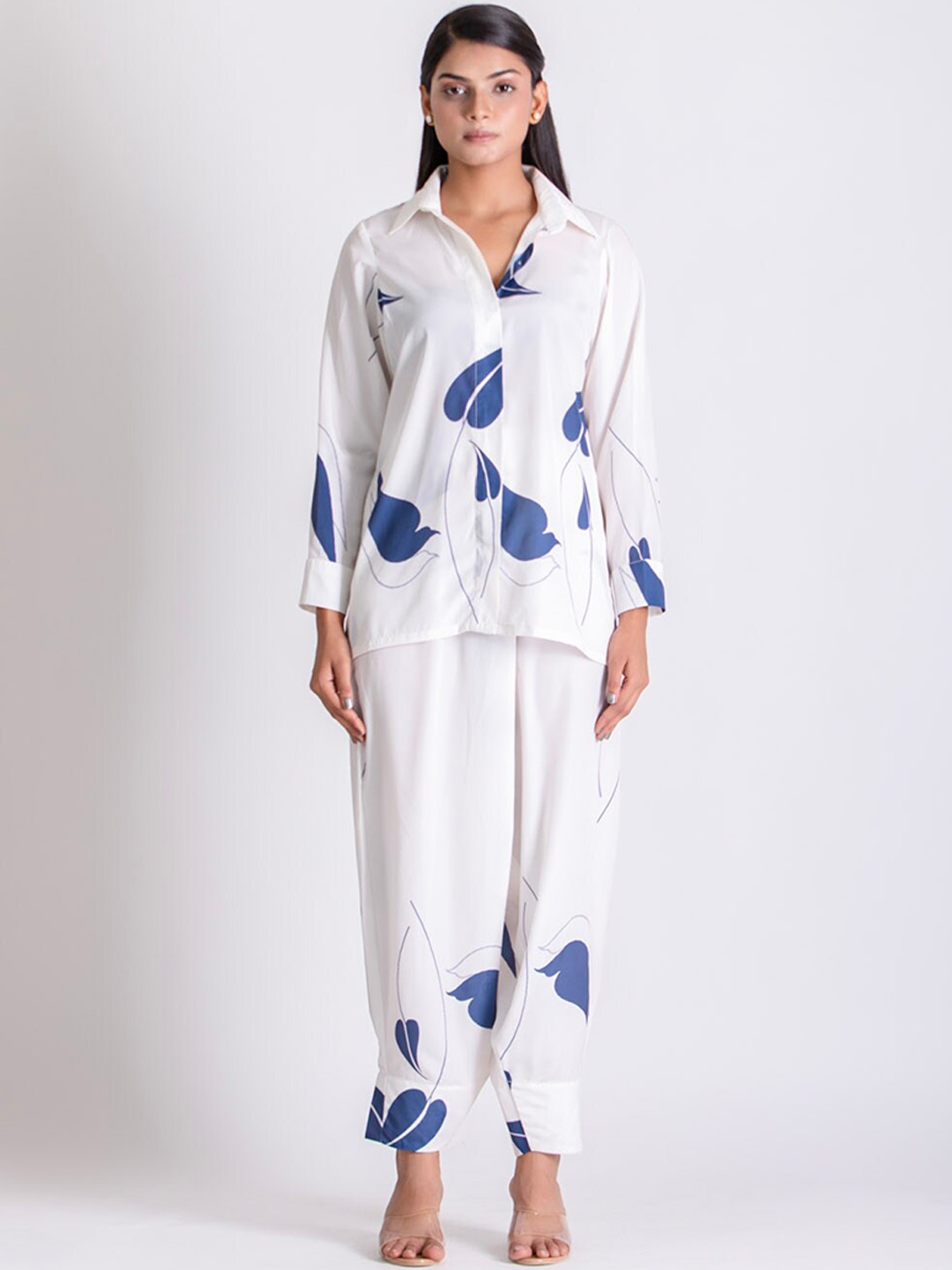 

Bee Boe Printed Spread Collar Casual Shirt With Trousers, White