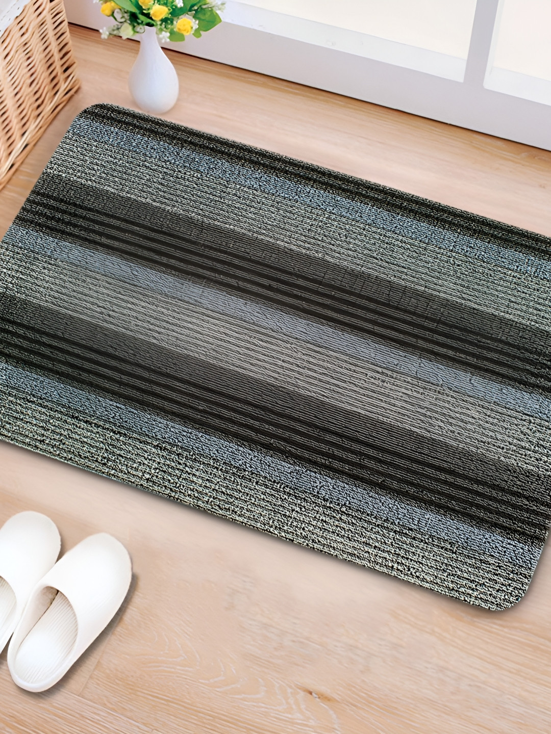 

Freelance Grey & White Striped Anti-Skid Doormat