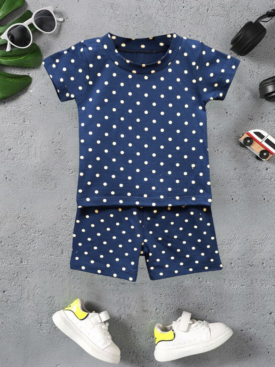 

A.T.U.N. Boys Printed Pure Cotton T-shirt With Shorts, Navy blue